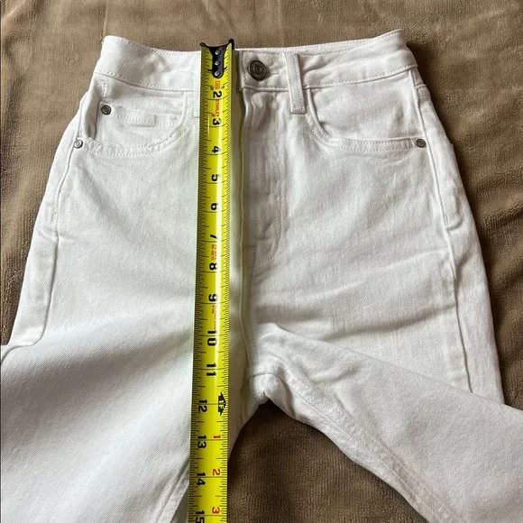 ZARA NWOT White High Rise Flare Jeans with Distressed Split Hem - Size 0 - Picture 11 of 14